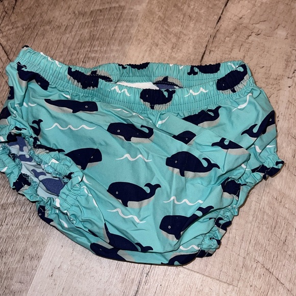 Pottery Barn Kids swim bundle size 6-12 months - Picture 4 of 9